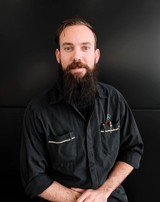 Photo of Nick Thomas